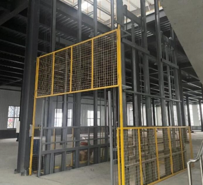 南口街道请详细介绍一下货梯安装在室外的维护方法